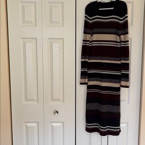 Chic Striped Knit Midi Dress